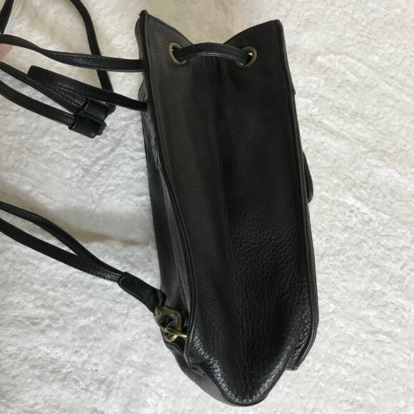 Fossil Black Leather 10" x 7.5" Small Drawstring Backpack With Key - Picture 12 of 15